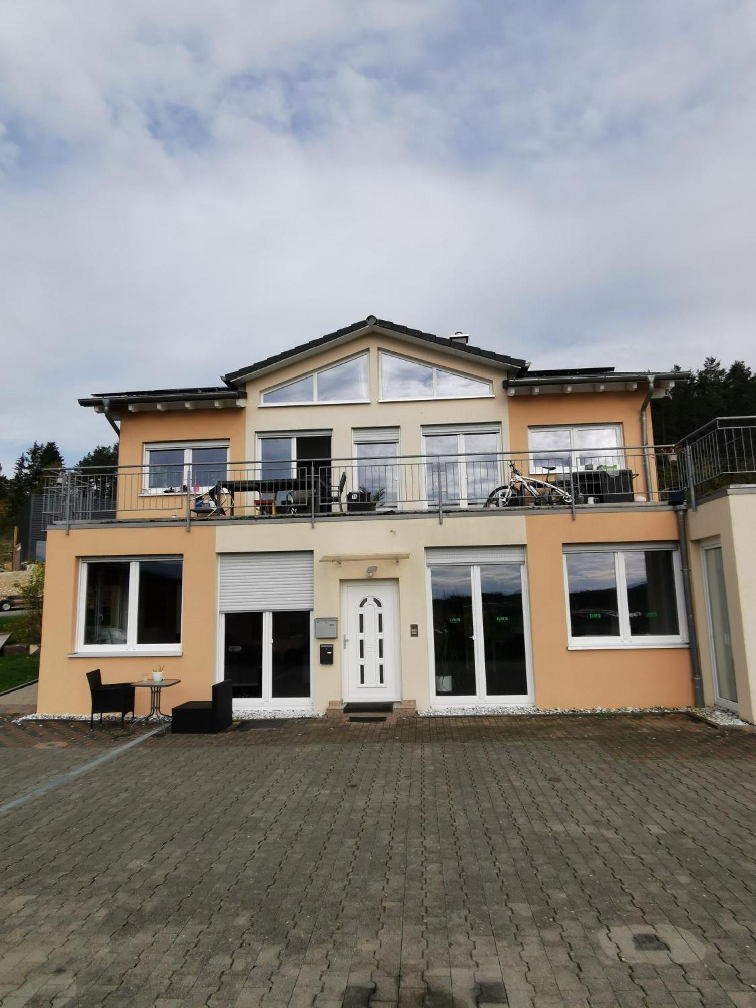 Haus Mit Schoener Aussicht Wg มึนซิงเงน ภายนอก รูปภาพ